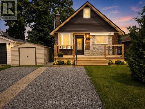 MAIN - 6523 BARKER STREET , Niagara Falls, Ontario L2G 1Y6 2