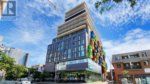 901 - 297 COLLEGE STREET  Toronto, ON M5T 1S2