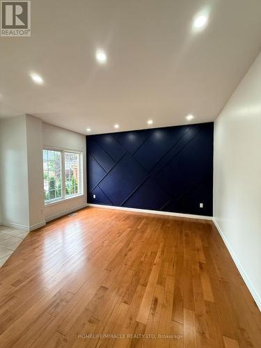 14 Hearthbridge Street, Kitchener, ON - Indoor Photo Showing Other Room