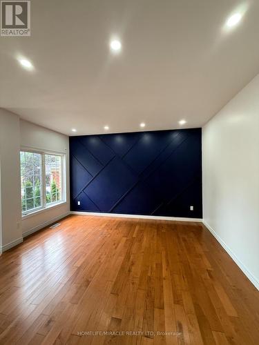 14 Hearthbridge Street, Kitchener, ON - Indoor Photo Showing Other Room