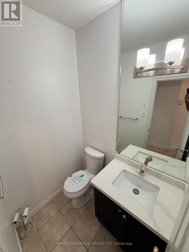 14 Hearthbridge Street, Kitchener, ON - Indoor Photo Showing Bathroom
