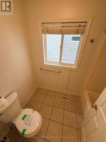 14 Hearthbridge Street, Kitchener, ON - Indoor