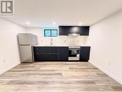 141 WILMINGTON AVENUE Toronto, ON M3H 5J6