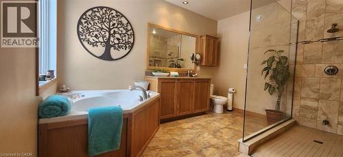 110 Monck Square, Deep River, ON - Indoor Photo Showing Bathroom