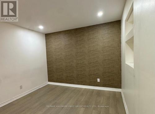 6 Carruthers Crescent, Barrie, ON - Indoor Photo Showing Other Room