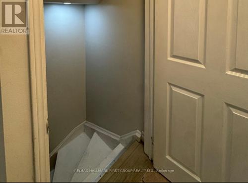 6 Carruthers Crescent, Barrie, ON - Indoor Photo Showing Other Room