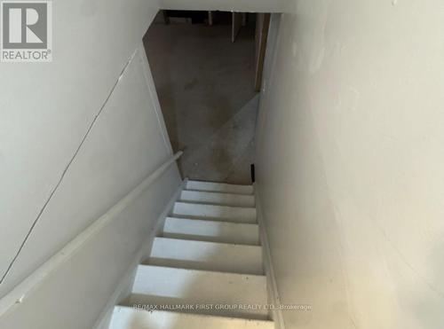 6 Carruthers Crescent, Barrie, ON - Indoor Photo Showing Other Room