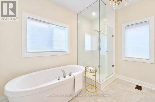 18 Boone Crescent, Vaughan, ON - Indoor Photo Showing Bathroom