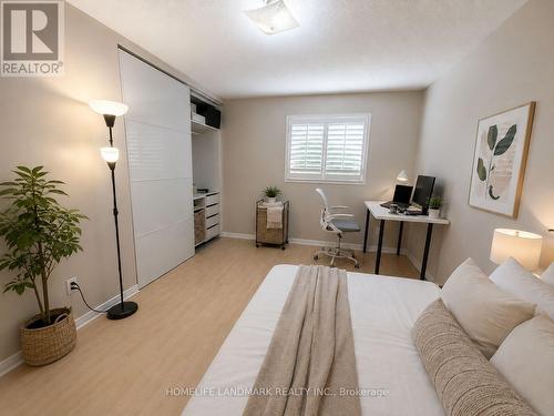 4674 ANTELOPE CRESCENT  Mississauga, ON L4Z 2X1