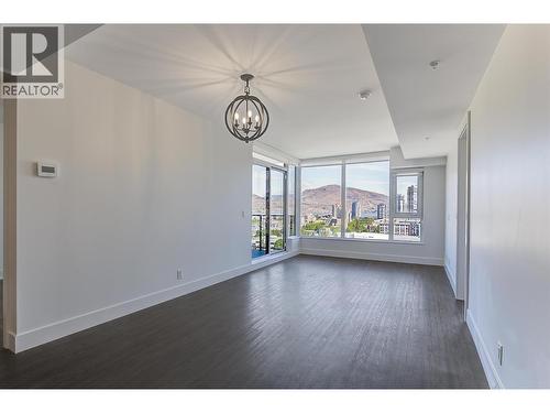 1588 Ellis Street Unit# 1501, Kelowna, BC - Indoor Photo Showing Other Room