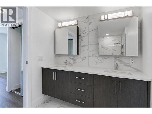 1588 Ellis Street Unit# 1501, Kelowna, BC - Indoor Photo Showing Bathroom