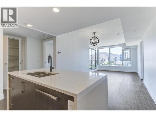 1588 Ellis Street Unit# 1501, Kelowna, BC - Indoor Photo Showing Kitchen With Double Sink With Upgraded Kitchen