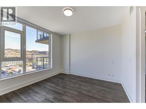 1588 Ellis Street Unit# 1501, Kelowna, BC - Indoor Photo Showing Other Room