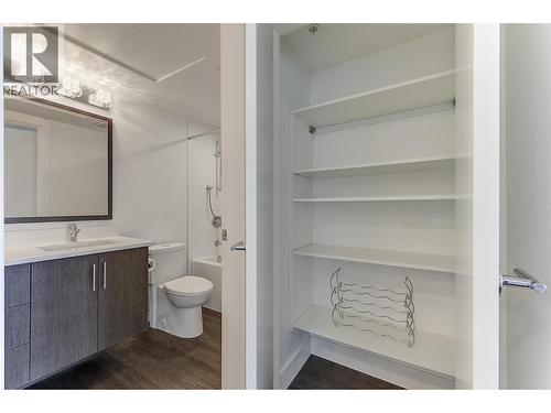 1588 Ellis Street Unit# 1501, Kelowna, BC - Indoor Photo Showing Bathroom