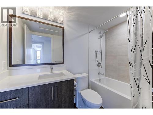 1588 Ellis Street Unit# 1501, Kelowna, BC - Indoor Photo Showing Bathroom