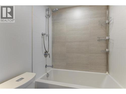 1588 Ellis Street Unit# 1501, Kelowna, BC - Indoor Photo Showing Bathroom