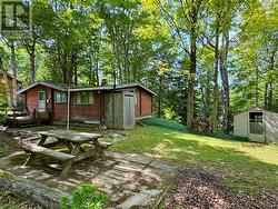 Vintage 1966 Panabode Cedar log cottage. - 