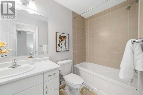 21 Donlamont Circle, Brampton, ON - Indoor Photo Showing Bathroom