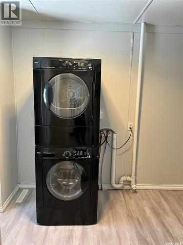 316 5Th Street W, Carlyle, SK - Indoor Photo Showing Laundry Room