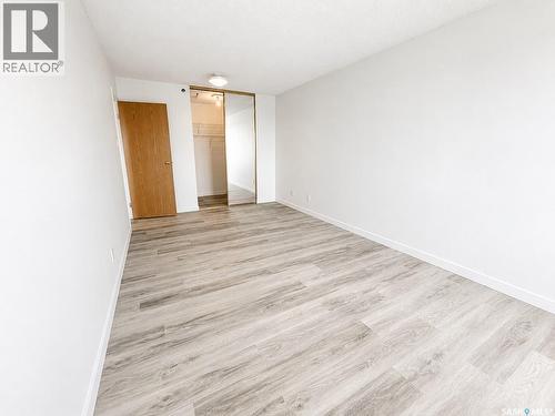 1401 430 5Th Avenue N, Saskatoon, SK - Indoor Photo Showing Other Room