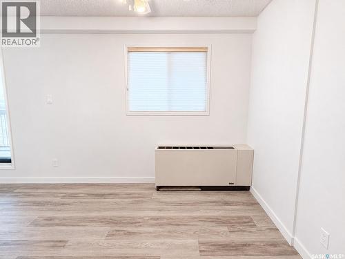 1401 430 5Th Avenue N, Saskatoon, SK - Indoor Photo Showing Other Room