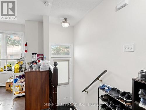 8 Zezel Way, Toronto, ON - Indoor Photo Showing Other Room