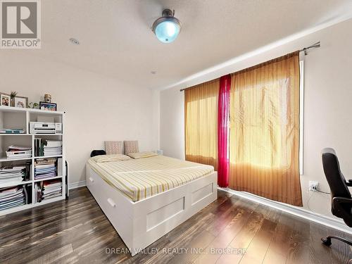 8 Zezel Way, Toronto, ON - Indoor Photo Showing Bedroom
