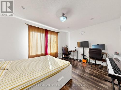 8 Zezel Way, Toronto, ON - Indoor Photo Showing Bedroom