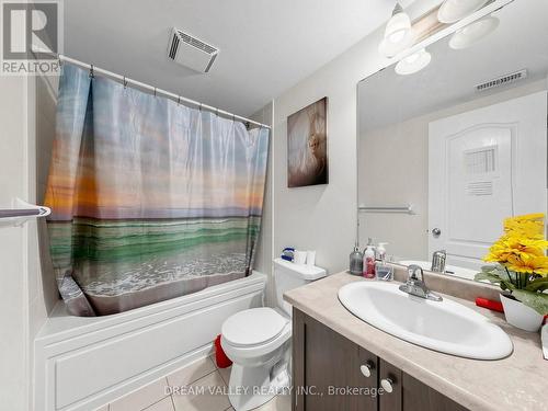 8 Zezel Way, Toronto, ON - Indoor Photo Showing Bathroom