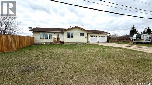701 1St Street, Hanley, SK - Outdoor