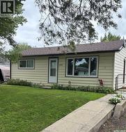 644 1st STREET W Shaunavon, SK S0N 2M0