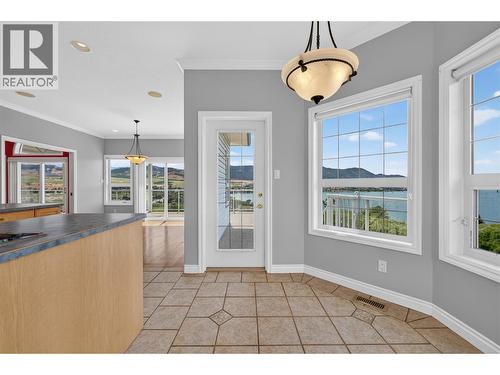 Kitchen nook with lake views. - 7083 Jasper Drive, Vernon, BC - Indoor