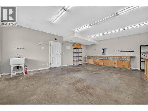 7083 Jasper Drive, Vernon, BC - Indoor Photo Showing Garage