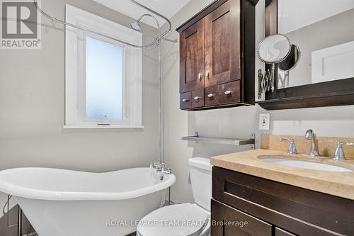 157 Mulvihill Avenue, Ottawa, ON - Indoor Photo Showing Bathroom