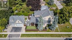 COACH HOUSE - 44 HAWKRIDGE AVENUE Markham, ON L3P 1V9