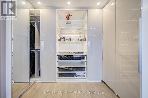 48 Coldstream Crescent, Richmond Hill, ON - Indoor Photo Showing Other Room