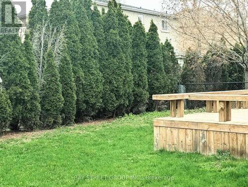 48 Coldstream Crescent, Richmond Hill, ON - Outdoor