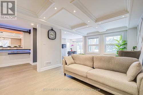 48 Coldstream Crescent, Richmond Hill, ON - Indoor Photo Showing Other Room