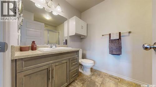 134 4100 Sandhill Crescent, Regina, SK - Indoor Photo Showing Bathroom