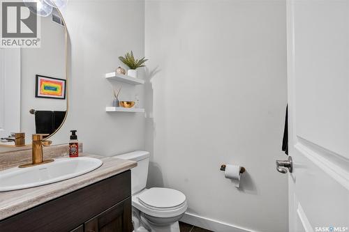 523 Redwood Crescent, Warman, SK - Indoor Photo Showing Bathroom
