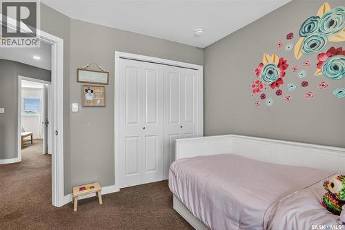 523 Redwood Crescent, Warman, SK - Indoor Photo Showing Bedroom