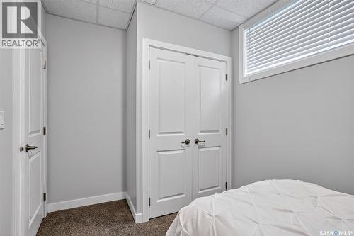 523 Redwood Crescent, Warman, SK - Indoor Photo Showing Bedroom