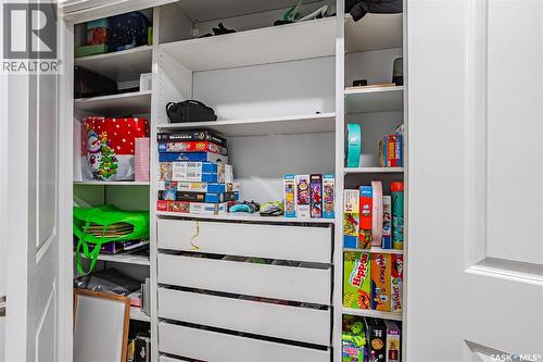 523 Redwood Crescent, Warman, SK - Indoor With Storage