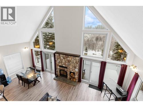 9315 Paradise Road, Kelowna, BC - Indoor Photo Showing Other Room