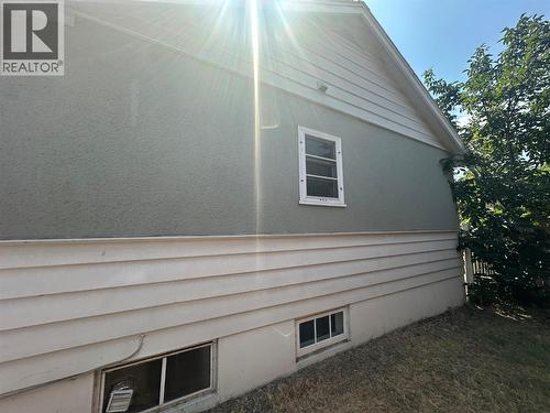 2038 Richter Street, Kelowna, BC - Outdoor With Exterior