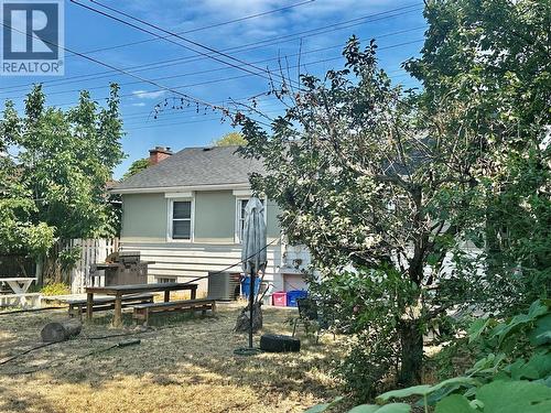 2038 Richter Street, Kelowna, BC - Outdoor
