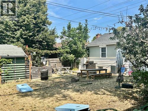 2038 Richter Street, Kelowna, BC - Outdoor