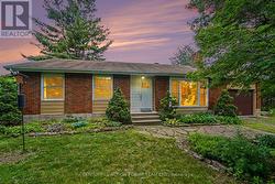 931 KEVIN CRESCENT Ottawa, ON K4C 1C5
