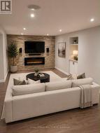 159 VALERA DRIVE Hamilton, ON L8E 4T1