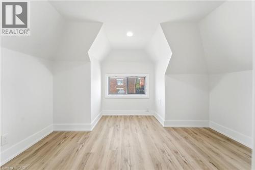 968 Main Street E, Hamilton, ON - Indoor Photo Showing Other Room